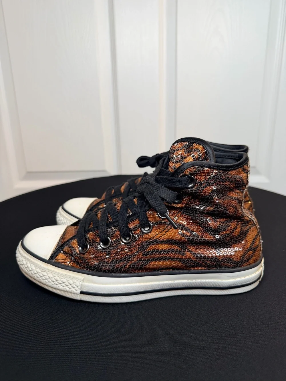Converse sparkling sequin